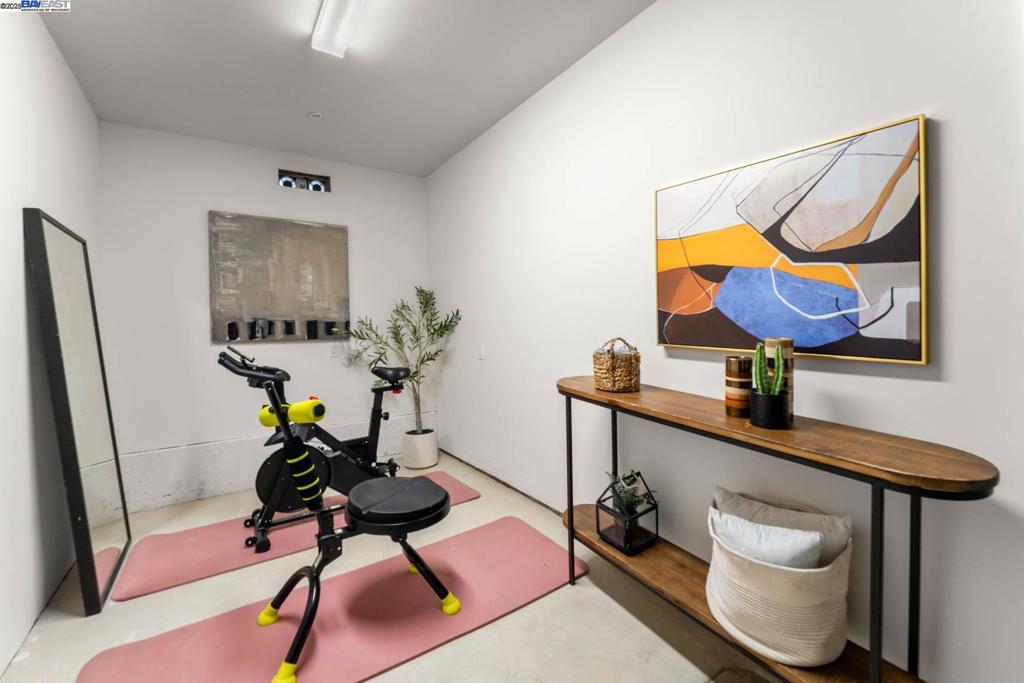 MONTCLAIR - Residential