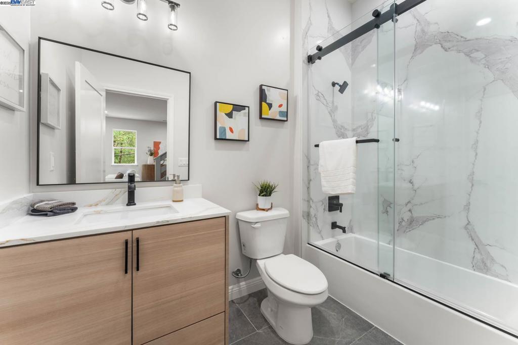 MONTCLAIR - Residential
