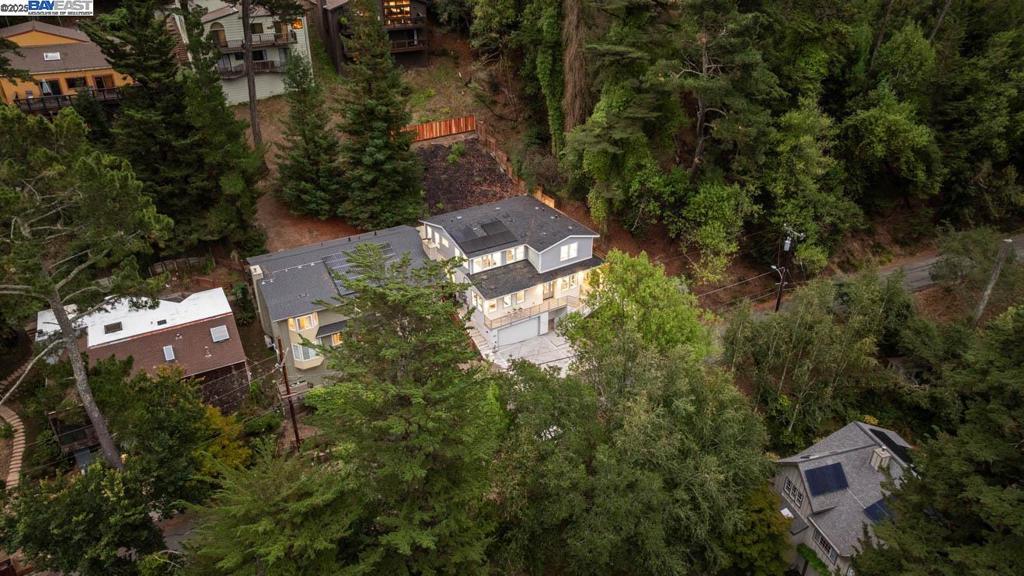 MONTCLAIR - Residential