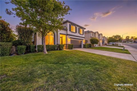 Photo of 8402 Lindenhurst St, Riverside, CA 92508 (MLS # IV26072567)