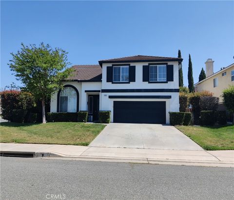 Photo of 8402 Lindenhurst St, Riverside, CA 92508 (MLS # IV26072567)