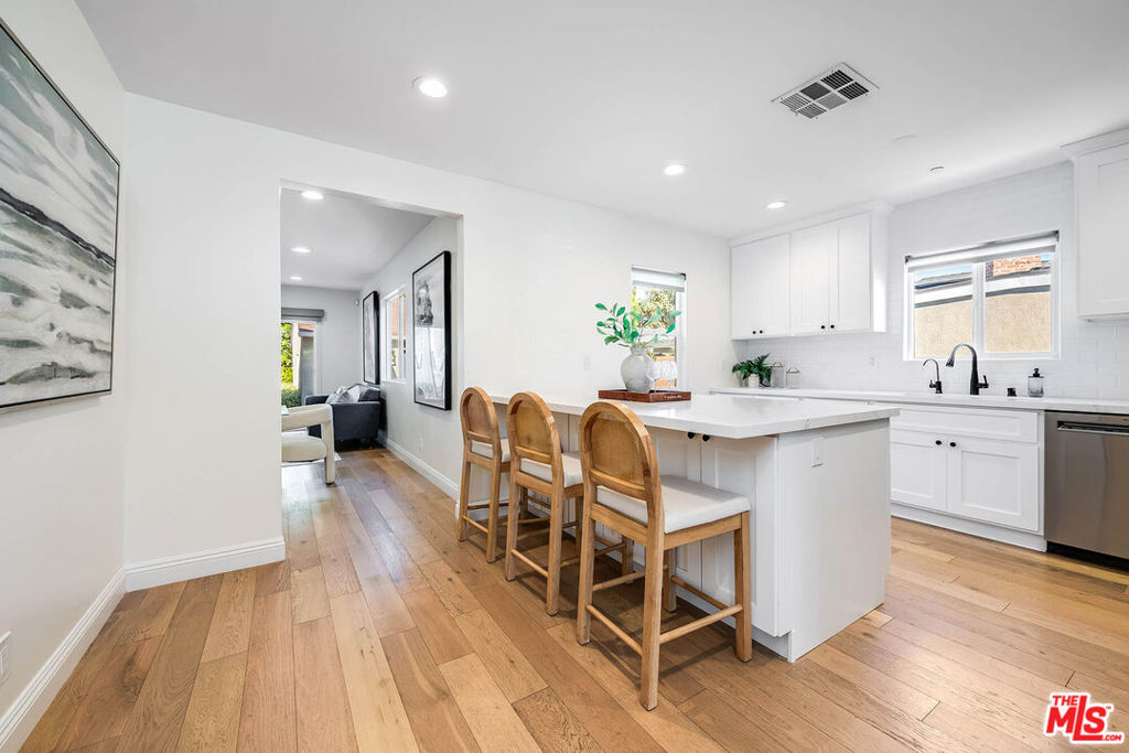 730 N Fairview Street