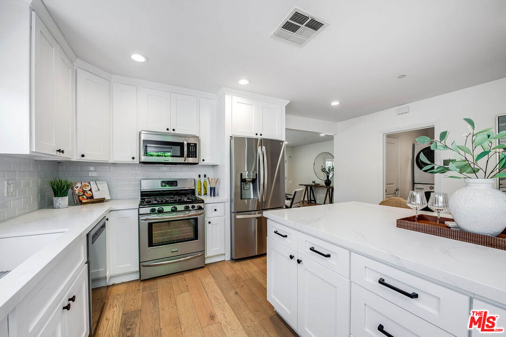 730 N Fairview Street