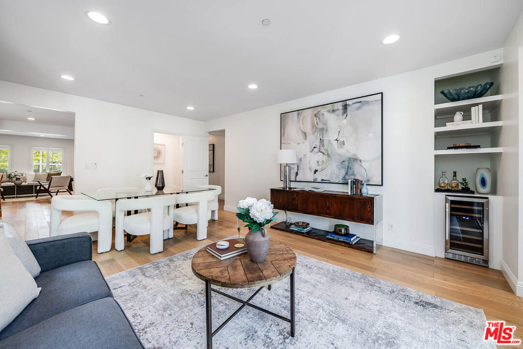 730 N Fairview Street