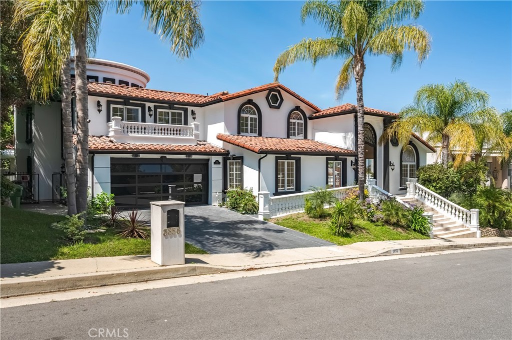 3856 Vista Linda Drive