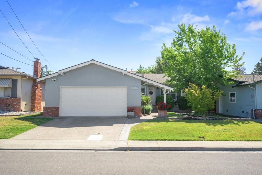 listing image 130729206654019227024