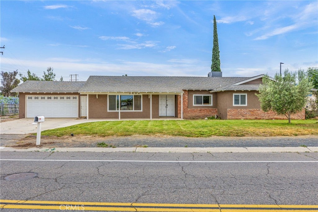 3998 Bluff