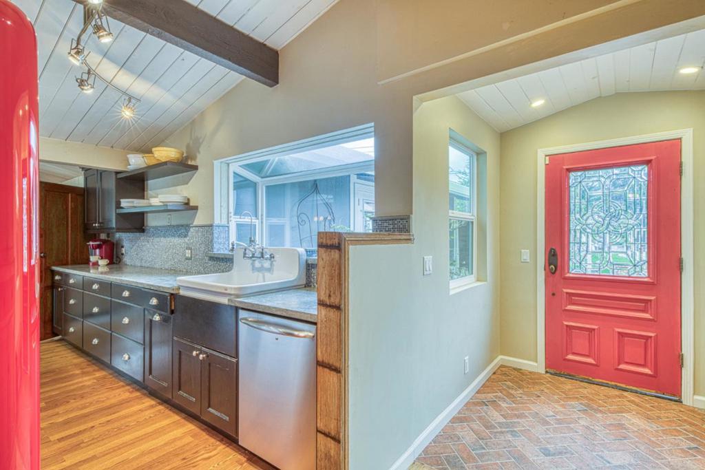 26085 S Carmel Hills Drive