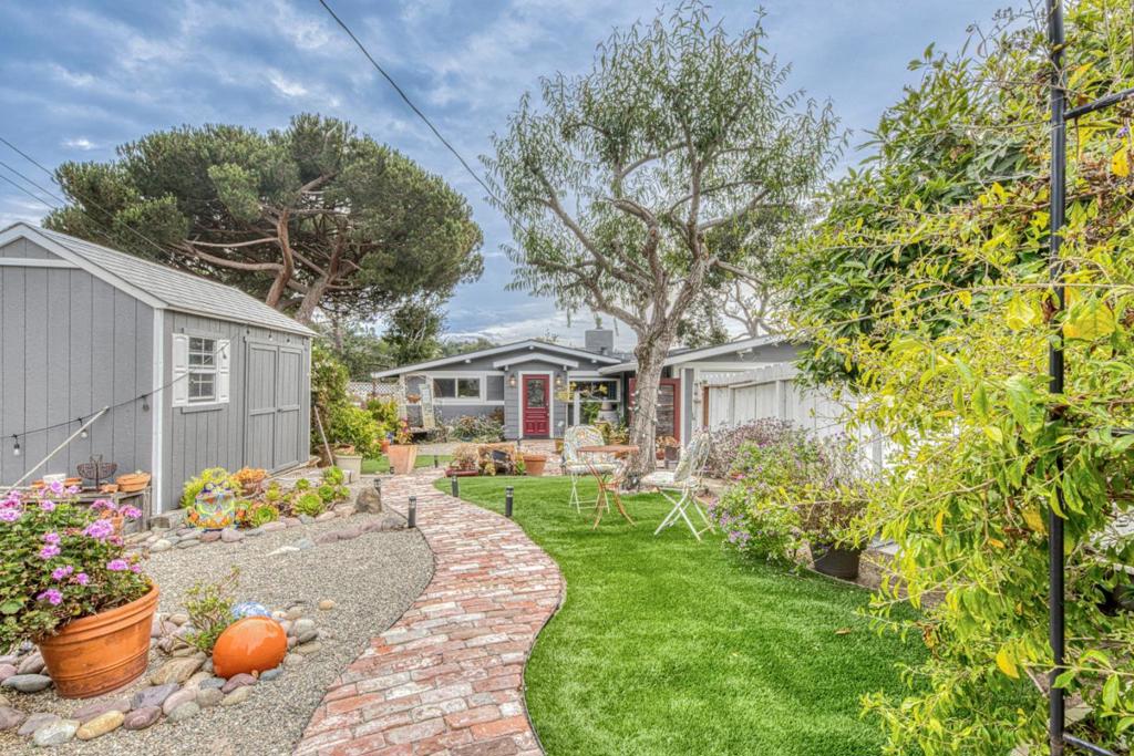 26085 S Carmel Hills Drive