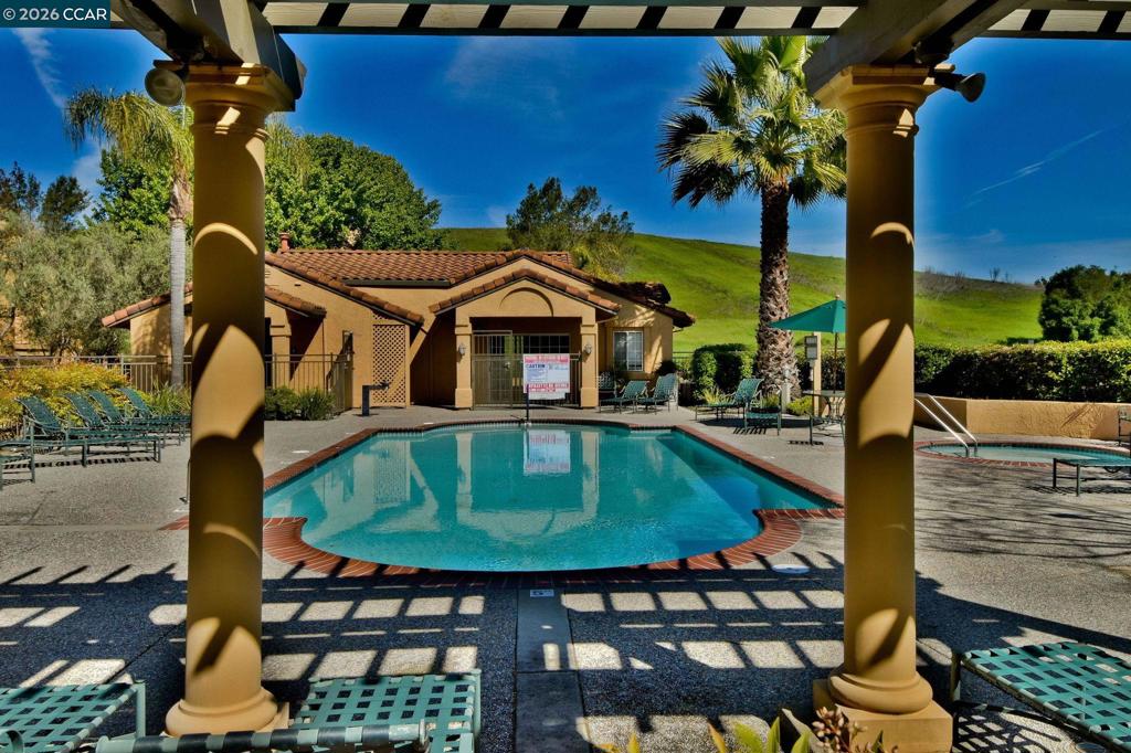 440 Bollinger Canyon Ln. 396