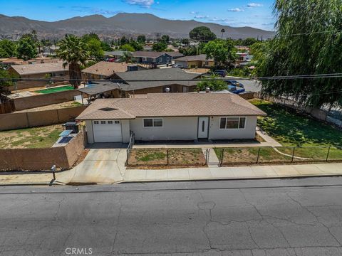 149 S Mistletoe Avenue San Jacinto CA 92583