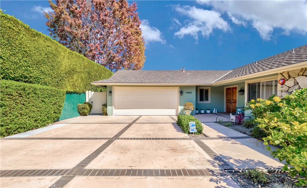 4805 Falcon Rock Place