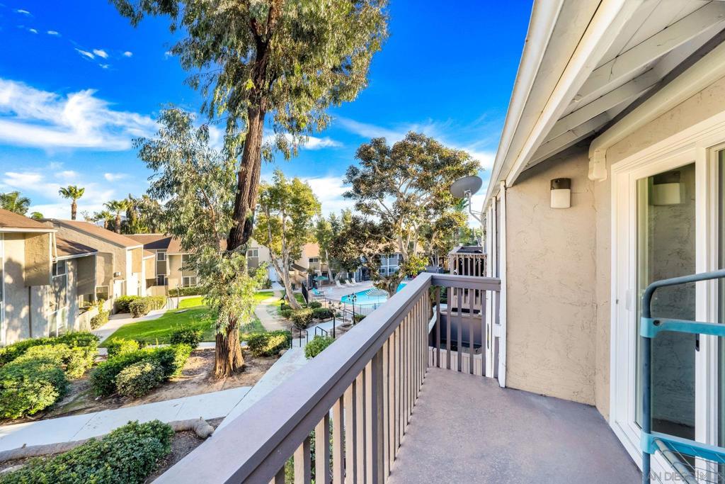6333 College Grove Way 2208