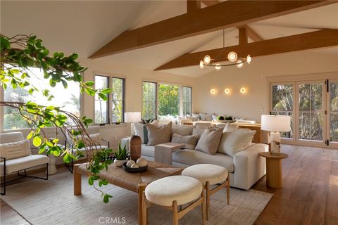 31831 Sunset Avenue Laguna Beach CA 92651