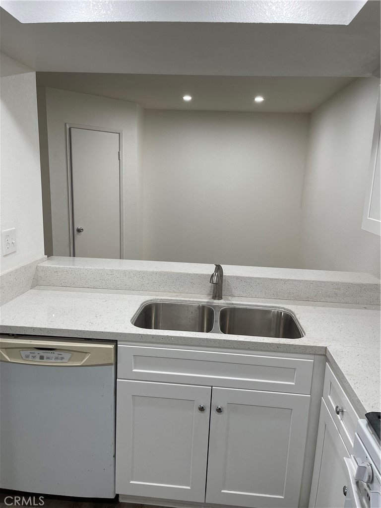 639 Park Shadow Court 56