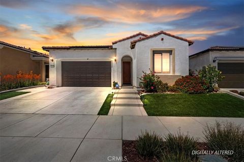 Photo of 11930 Greenpeak Street, Corona, CA 92883 (MLS # IG26080630)