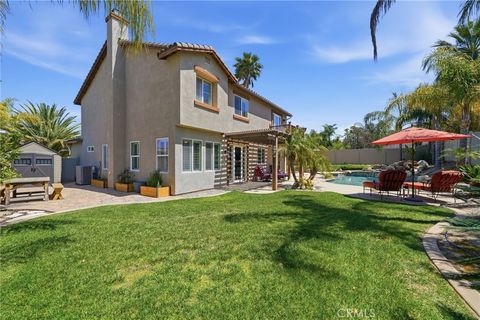 Tiny photo for 31915 Avenida Mallari, Temecula, CA 92591 (MLS # SW26085770)