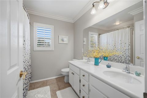 Tiny photo for 31915 Avenida Mallari, Temecula, CA 92591 (MLS # SW26085770)