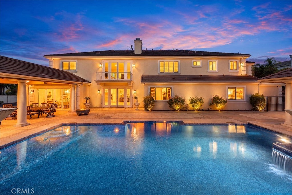 2868 Oak Knoll Dr
