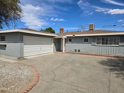 Photo of 44502 2nd Street E, Lancaster, CA 93535 (MLS # V1-32050)