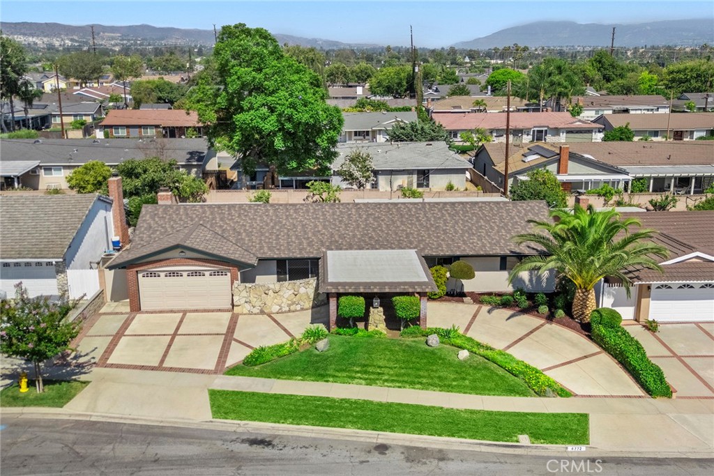 4772 Lesa Place