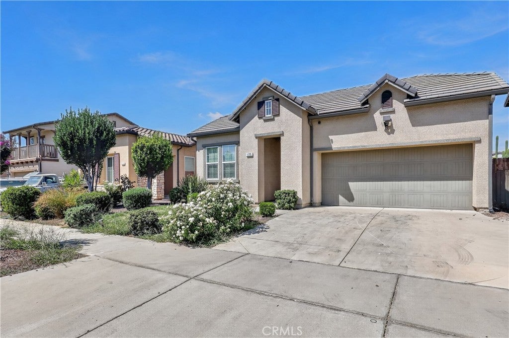 4395 Strathmore