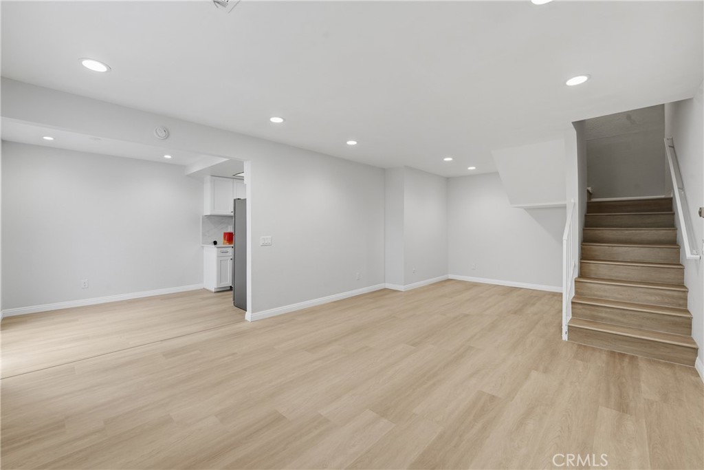 4167 Walnut Grove Ave