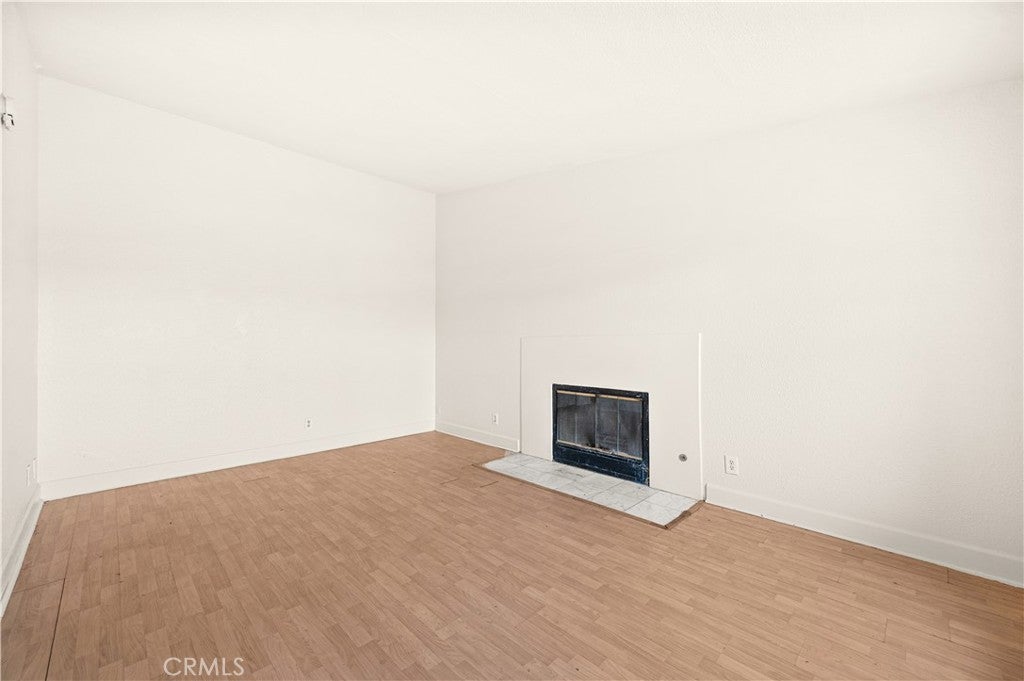 2101 Forry