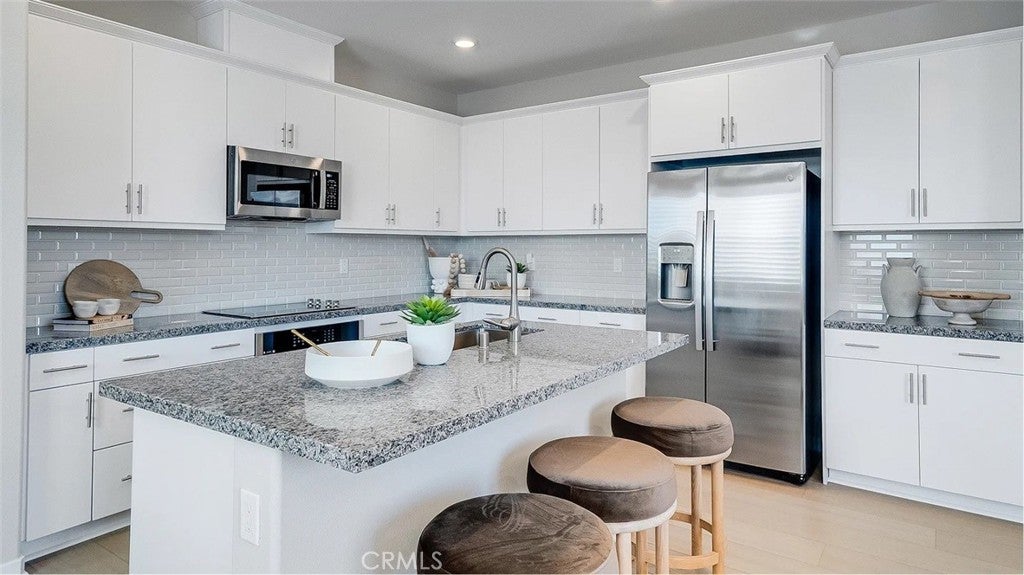 2723 Cloudview Privado, Ontario CA 91761