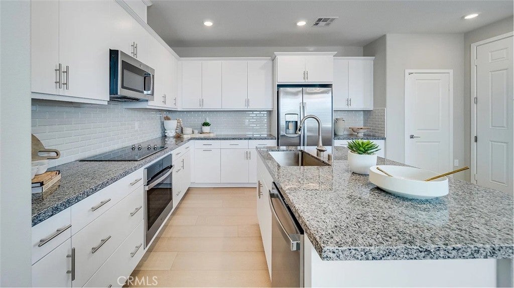 2723 Cloudview Privado