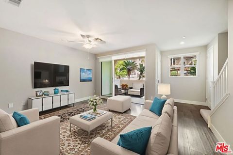 Photo of 4372 Paxton Place, Calabasas, CA 91302 (MLS # 25545647) Photo of 4372 Paxton Place, Calabasas, CA 91302 (MLS # 25545647)