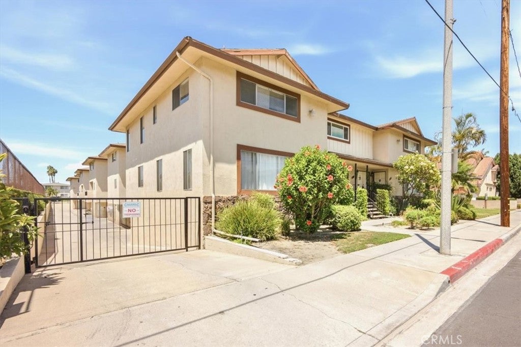 10365 Downey Avenue