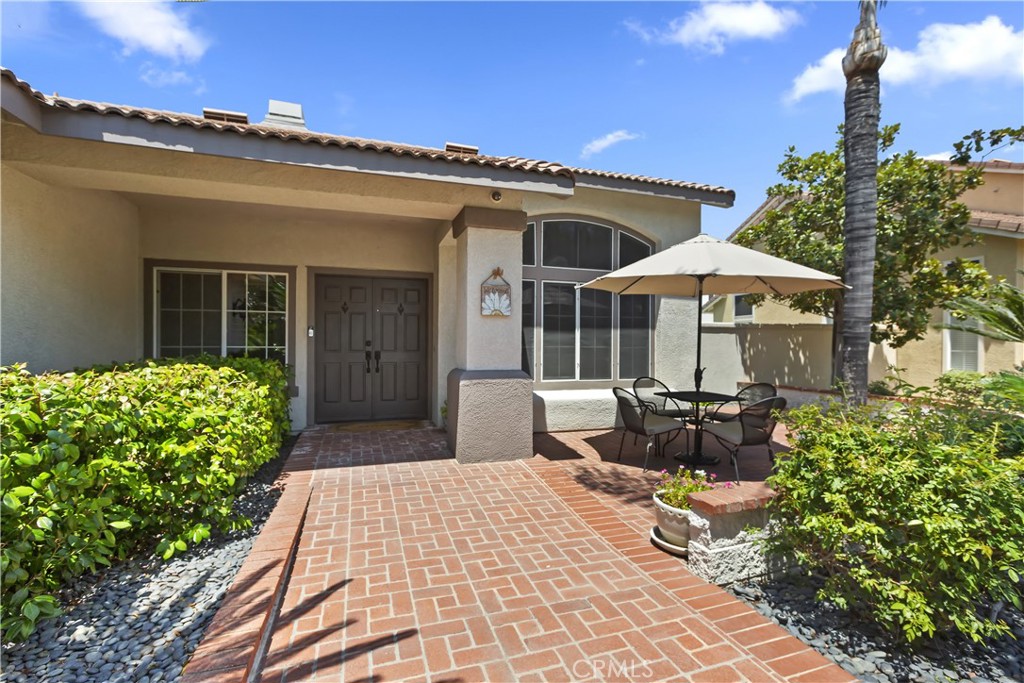 14138 Crescenta Way