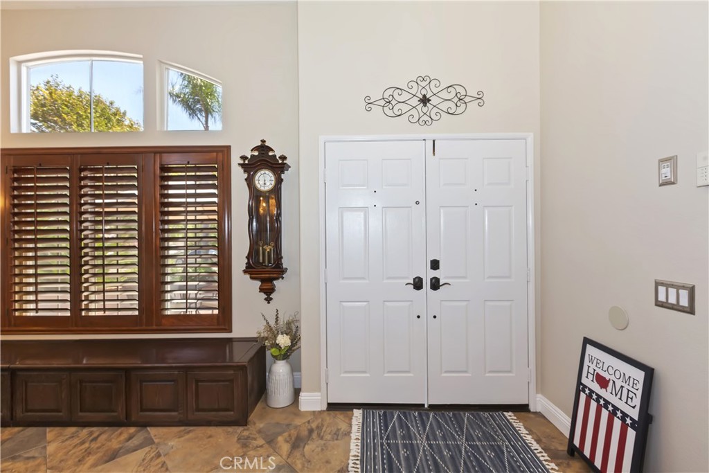 14138 Crescenta Way