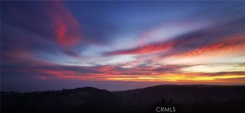 Photo of 3355 Alta Laguna Boulevard, Laguna Beach, CA 92651 (MLS # OC25165949) Photo of 3355 Alta Laguna Boulevard, Laguna Beach, CA 92651 (MLS # OC25165949)