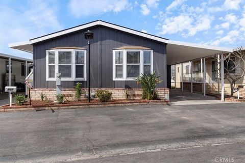 907 Ironwood Fountain Valley CA 92708