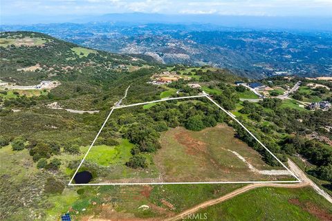 22 El Cerezo Road Murrieta CA 92562