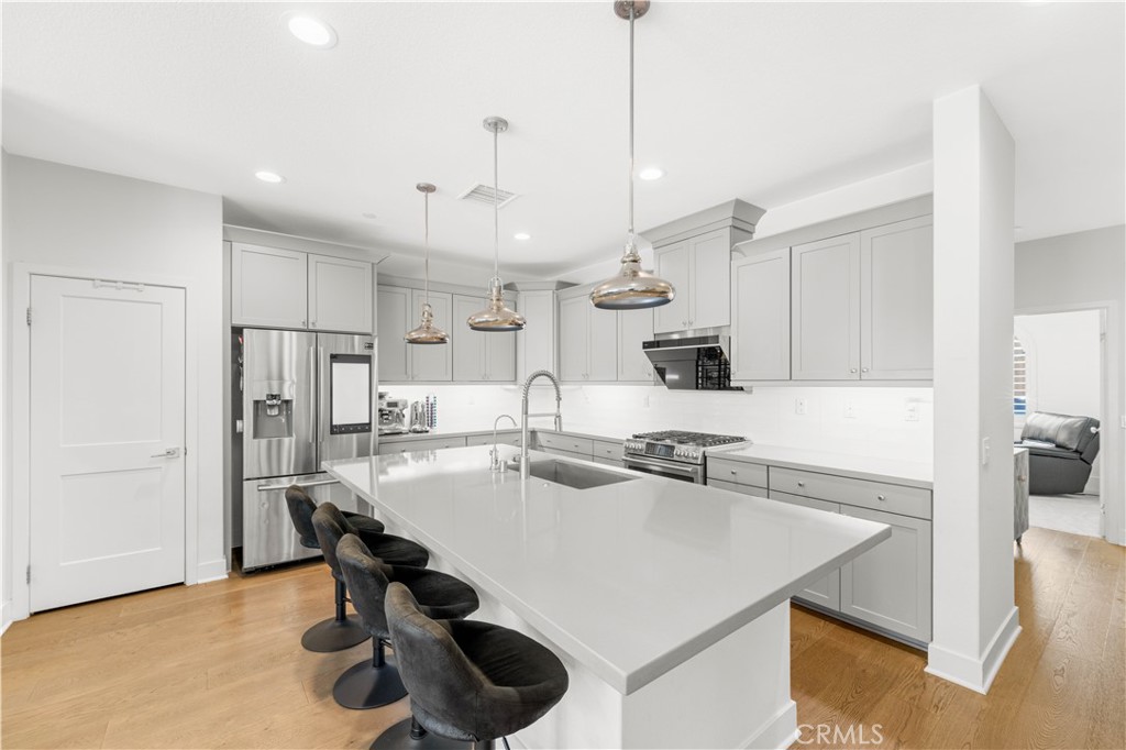 2042 Bluff Road