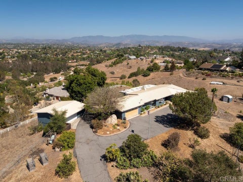 Photo of 4880 San Jacinto Circle East CIR, Fallbrook, CA 92028 (MLS # NDP2608949)