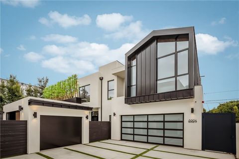 Photo of 8904 Hubbard St St, Culver City, CA 90232 (MLS # OC26091520)