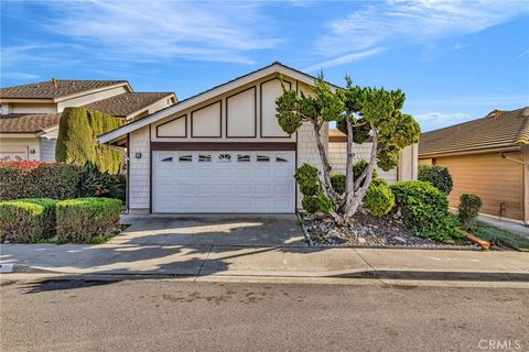 12 Calandria Irvine CA 92620