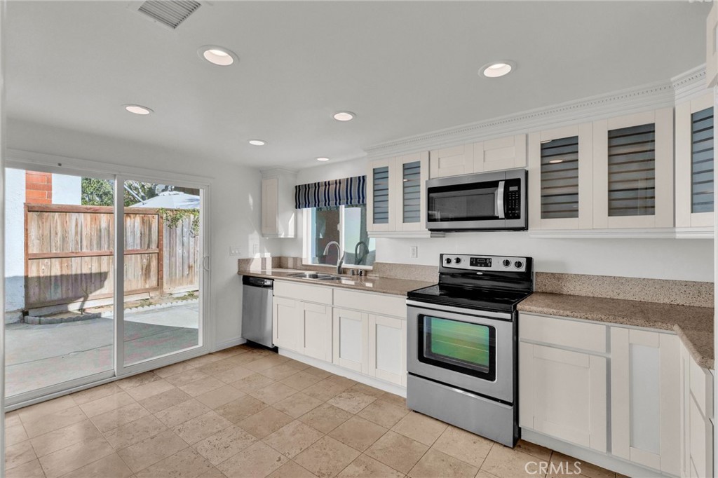 Orchard Glen NW (OG) - Residential Lease