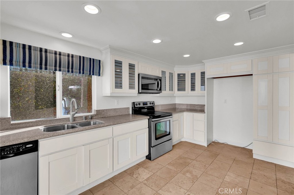 Orchard Glen NW (OG) - Residential Lease