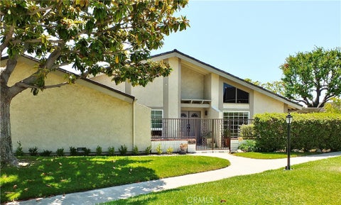 Photo of 5102 Blackpool RD, Westminster, CA 92683 (MLS # OC26228495)