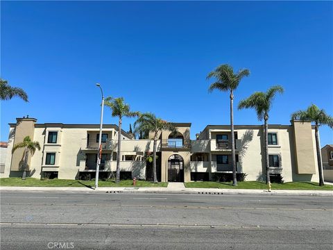 Photo of 14082 Edwards Street #106, Westminster, CA 92683 (MLS # LG25267506)