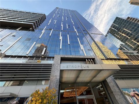 Photo of 877 Francisco St #1521, Los Angeles, CA 90017 (MLS # AR26010120)