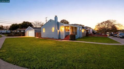 Photo of 601 601 Russell Street St, Vallejo, CA 94591 (MLS # 41125882)