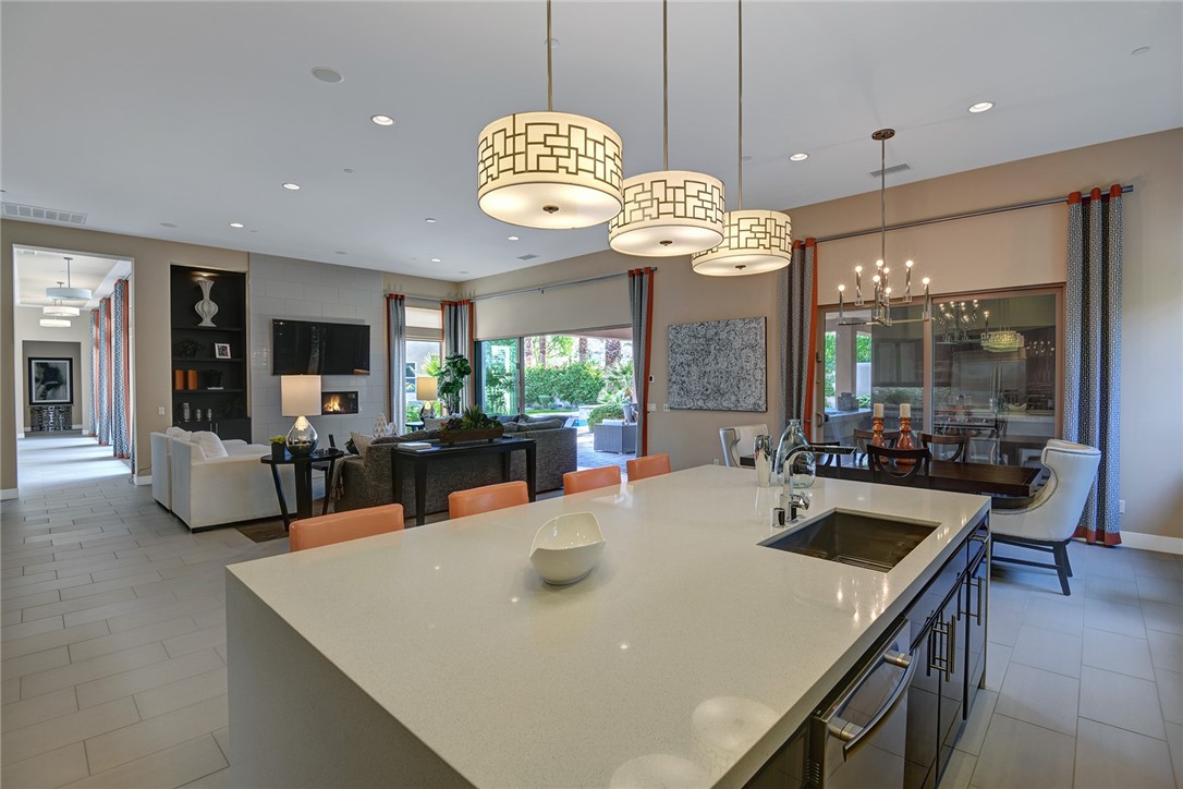 Estancias at South Canyon (33450) - Residential