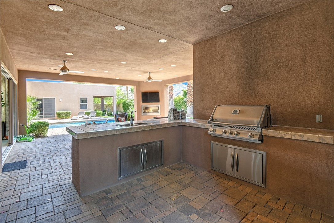 Estancias at South Canyon (33450) - Residential