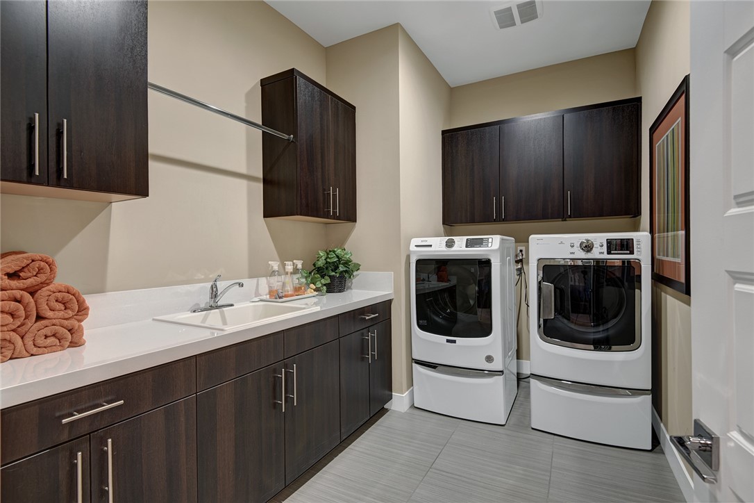 Estancias at South Canyon (33450) - Residential